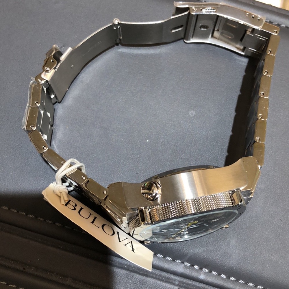 Men watch - Picture 4 of 10